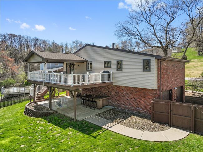 141 Terrace Ct, House other with 3 bedrooms, 3 bathrooms and 2 parking in Trafford PA | Image 34
