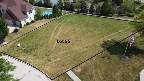 611 Whirlaway Dr, Genoa, IL, 60135-8037 | Card Image