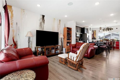 5000 Primrose Green Dr E, Regina, SK, S4V3S5 | Card Image