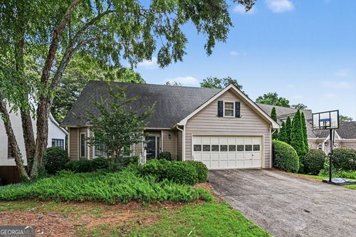 7370 Talbot Colony, Sandy Springs, GA, 30328-1625 | Card Image