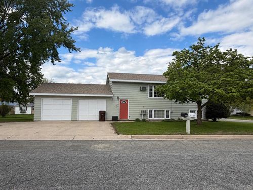 305-307 Larch Avenue, Onalaska, WI, 54650 | Card Image