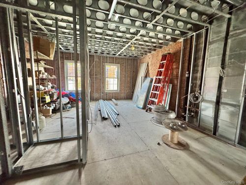 104 Northern Blvd, Corona, NY, 11368 | Card Image