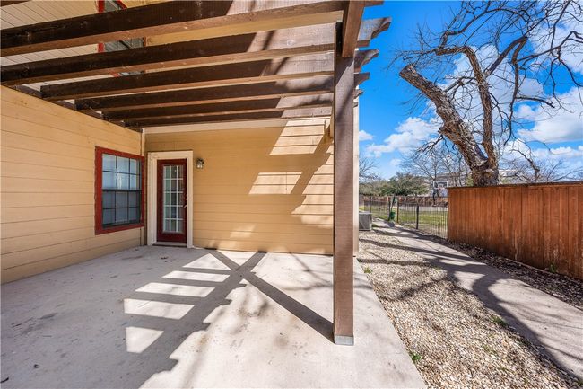 2410 S 2 Nd St, Condo with 3 bedrooms, 3 bathrooms and null parking in Waco TX | Image 34