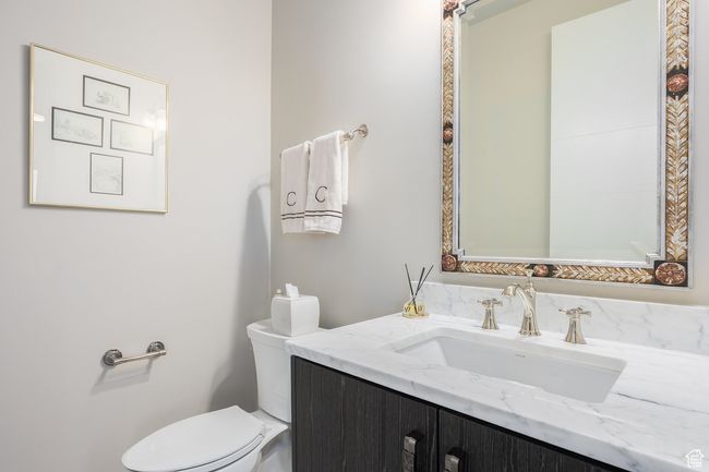1136 E Black Hawk Way, House other with 4 bedrooms, 4 bathrooms and 3 parking in Hideout UT | Image 25