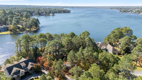 121 Owens Cir, West End, NC, 27376 | Card Image