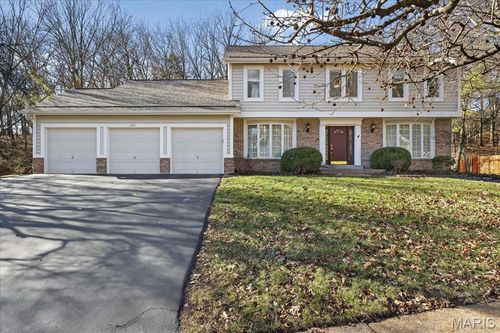 401 Thunderhead Canyon Dr, Wildwood, MO, 63011-1736 | Card Image