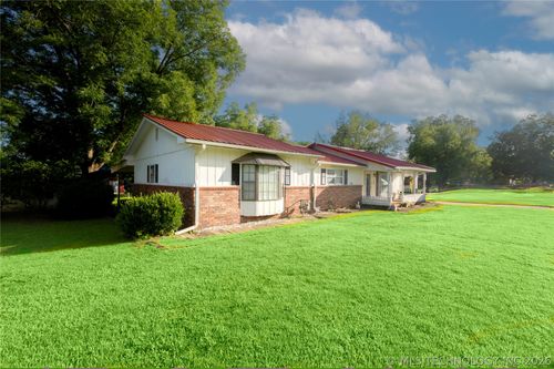 707 N 2nd St, Quinton, OK, 74561 | Card Image