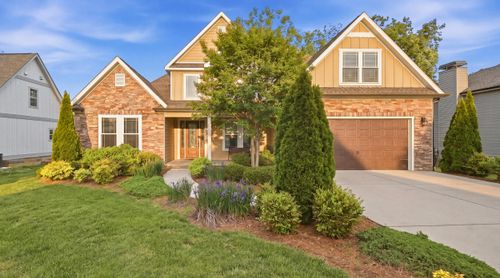 2238 Peterson Dr, Chattanooga, TN, 37421-2620 | Card Image