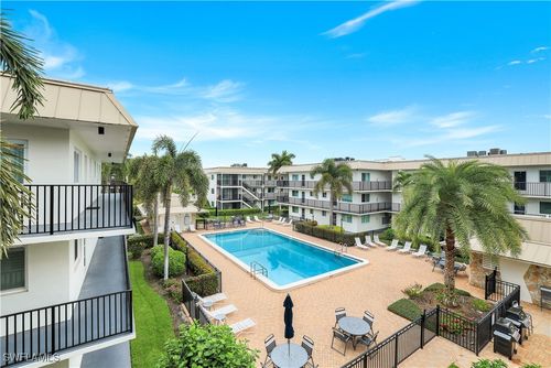 313-766 Central Ave, NAPLES, FL, 34102-6039 | Card Image