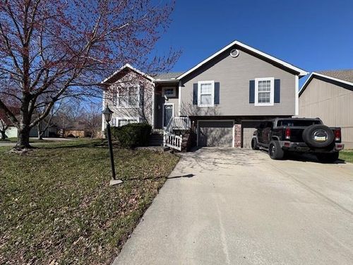 3020 Garland St, Leavenworth, KS, 66048-6730 | Card Image