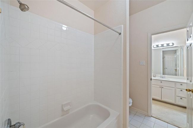 2510 Pebble Stream Ct, House other with 4 bedrooms, 4 bathrooms and 3 parking in Kingwood TX | Image 30
