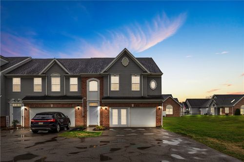 apt-8-449 Country Club Dr, Ellwood City, PA, 16117-4961 | Card Image