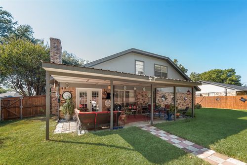 2308 Louise Ln, Ennis, TX, 75119-7626 | Card Image