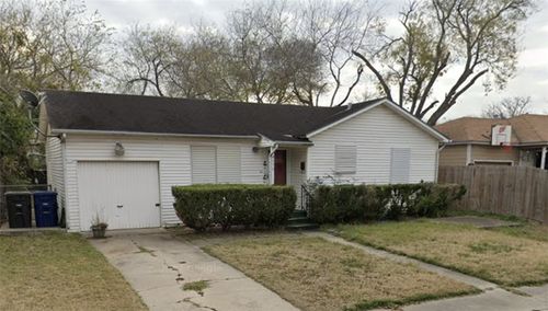 4230 Cottage St, Corpus Christi, TX, 78415-5027 | Card Image