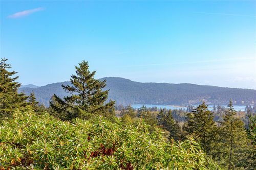 2270 Henlyn Dr, Sooke, BC, V9Z0N5 | Card Image