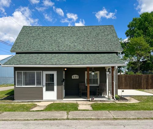 220 Barnes Ave, Circleville, OH, 43113-1903 | Card Image