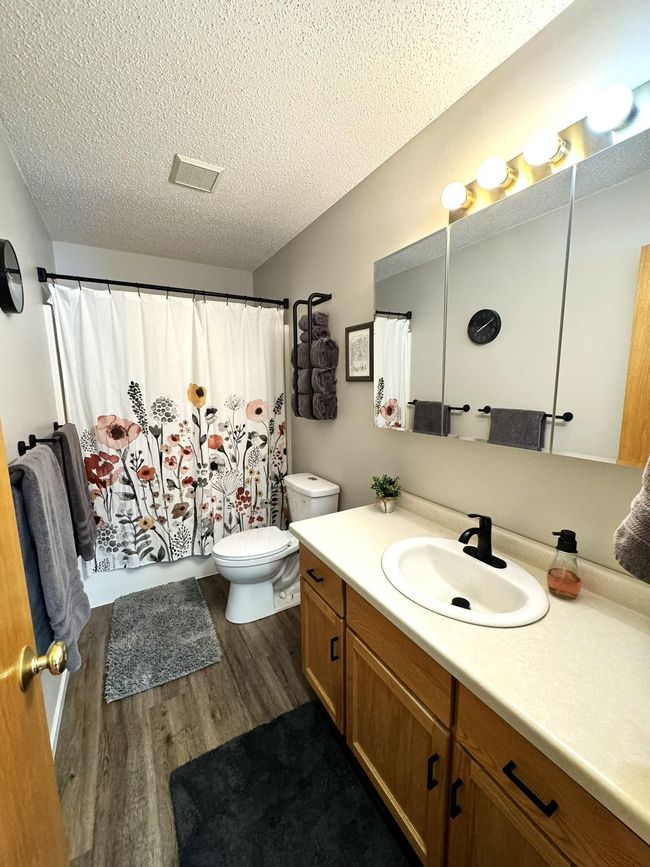 606 Tenth St W, House other with 3 bedrooms, 2 bathrooms and null parking in Park Rapids MN | Image 16