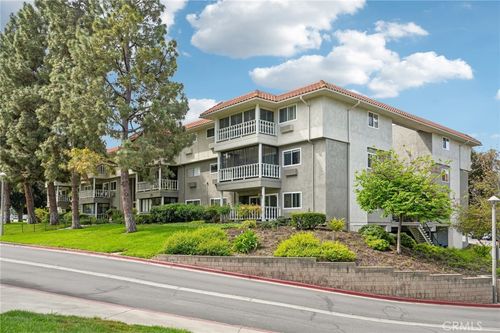 1e-2402 Via Mariposa W, Laguna Woods, CA, 92637-2278 | Card Image