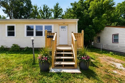 103 Berton Rd, Excelsior Springs, MO, 64024-4501 | Card Image