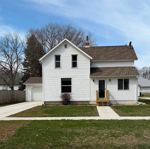 121 S Hamburg St., Holstein, IA, 51025 | Card Image
