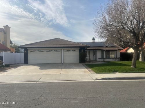 39335 Rockcliff Ct, Palmdale, CA, 93551-4124 | Card Image