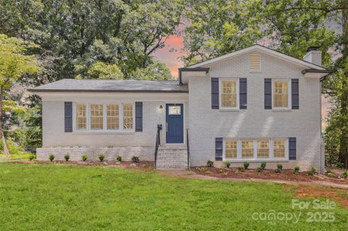 2119 Archdale Dr, Charlotte, NC, 28210-4521 | Card Image