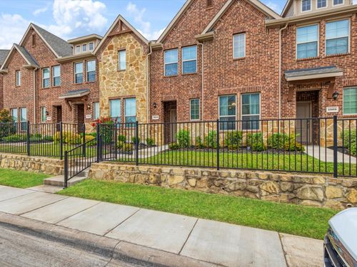 1913 Buffalo Hill Drive, Mesquite, TX, 75149 | Card Image