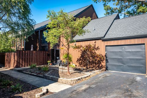 8-4770 Crazy Horse Ln, Westerville, OH, 43081-4416 | Card Image