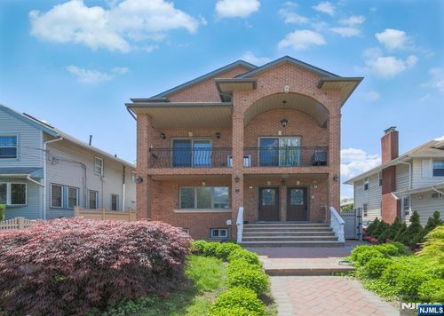 72 Brinkerhoff Ter, Palisades Park, NJ, 07650-1138 | Card Image