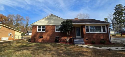 206 Forestrose Dr, Lexington, NC, 27295-2105 | Card Image