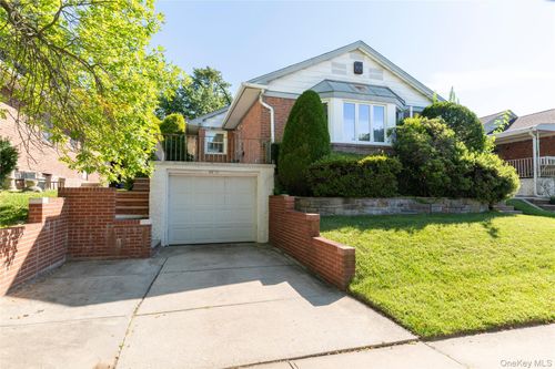 50-11 228th St, Bayside, NY, 11364-1513 | Card Image