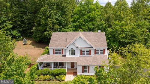 10 River Farm Dr, Fredericksburg, VA, 22405-5932 | Card Image
