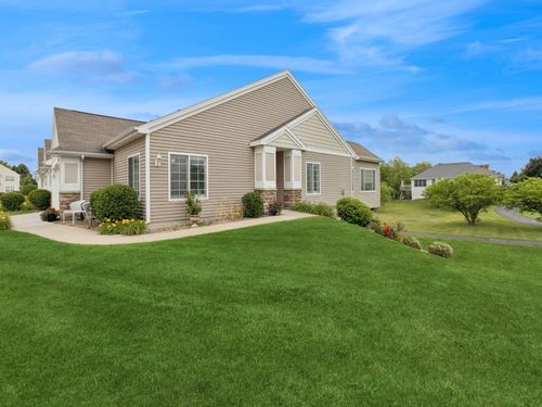 1025 Ne Greenview Dr, Ankeny, IA, 50021-9205 | Card Image