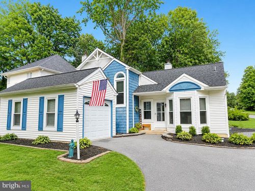 1500 Victoria Dr, DOWNINGTOWN, PA, 19335-3574 | Card Image