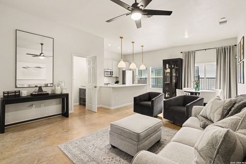 1-1002 Morningside Dr, Terrell Hills, TX, 78209-5530 | Card Image