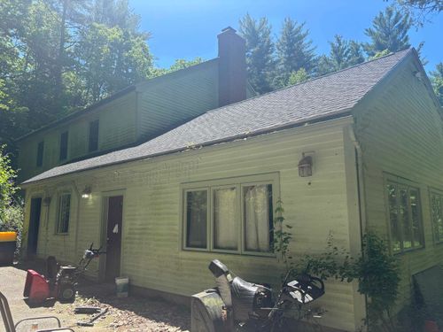 21 Albin Rd, Bow, NH, 03304-3701 | Card Image
