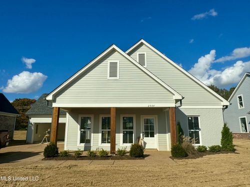 2544 Saint Claire Park, Southaven, MS, 38671 | Card Image