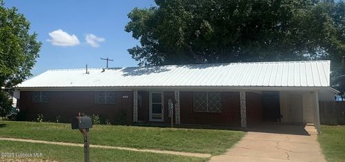 805 W 13th St, Post, TX, 79356-2412 | Card Image