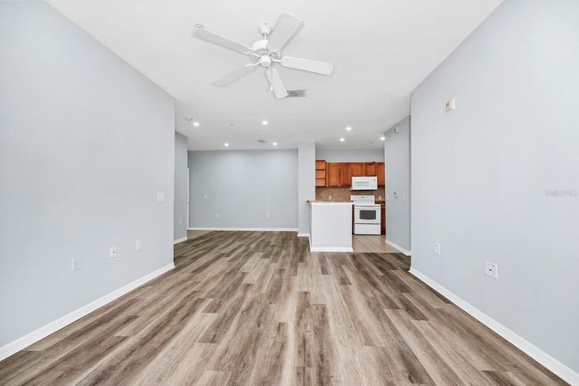 UNIT-106 - 6157 Metrowest Blvd, Condo with 2 bedrooms, 2 bathrooms and null parking in ORLANDO FL | Image 8