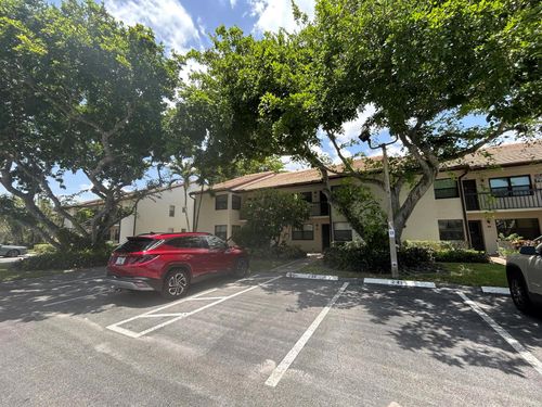 102-7681 Tahiti Lane, Lake Worth, FL, 33467 | Card Image