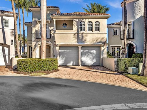 20780 Ne 32nd Ave, Aventura, FL, 33180-3646 | Card Image