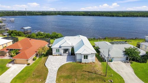 2228 Harbour Dr, Punta Gorda, FL, 33983-8721 | Card Image