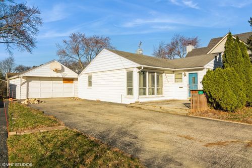 2407 Robin Lane, Rolling Meadows, IL, 60008 | Card Image