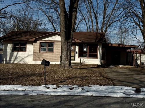 223 Cardinal Ln, Tipton, MO, 65081-8509 | Card Image
