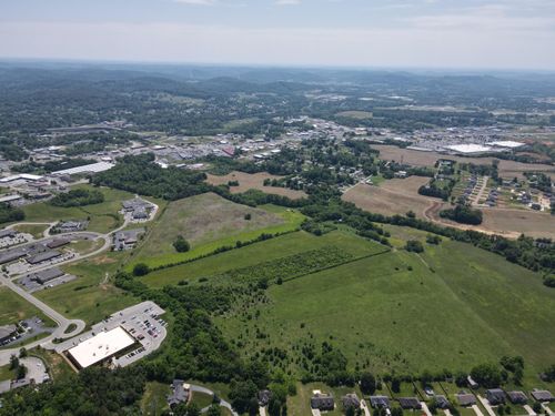 114 Sam Jones Ln, Somerset, KY, 42503 | Card Image