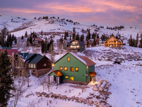 6809 E 6725 N, Eden, UT, 84310-6758 | Card Image