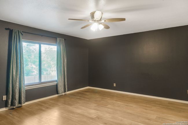 12012 Brent Ter, House other with 3 bedrooms, 2 bathrooms and null parking in Live Oak TX | Image 15