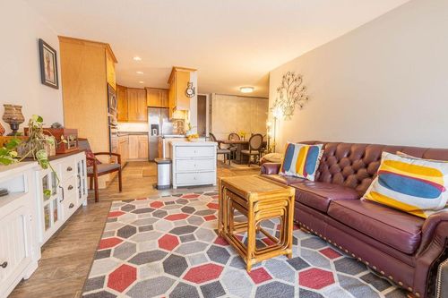 130-2800 Hamline Avenue N, Roseville, MN, 55113 | Card Image