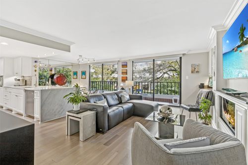 apt-2d-3621 Turtle Creek Blvd, Dallas, TX, 75219-5548 | Card Image