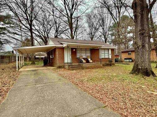 804 Lynn St, Somerville, TN, 38068-1802 | Card Image